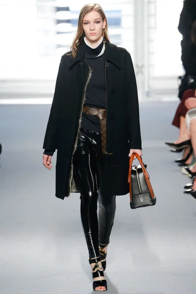 Look 22